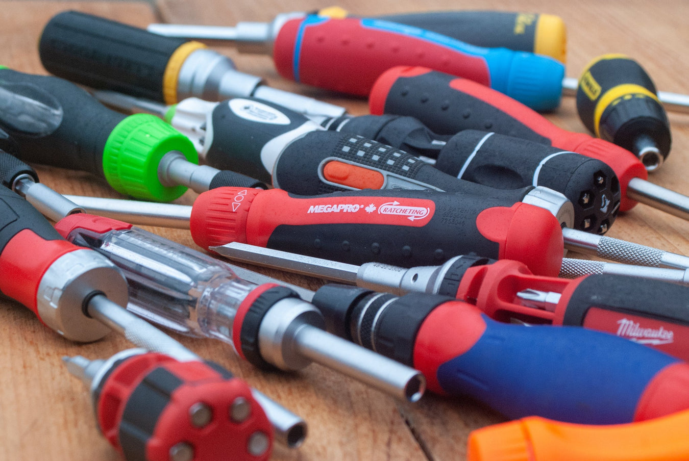 Ratchet screwdriver