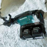 Makita 牧田 HM002G 80Vmax (40Vmax×2) XGT Cordless Demolition Hammer – photo 2