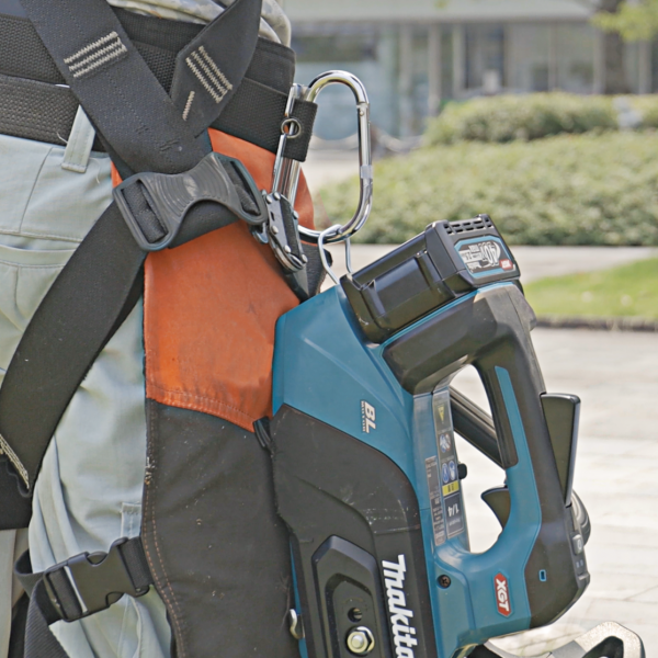 Makita 牧田 UC031G 40Vmax XGT Cordless Chain Saw (10") – photo 11