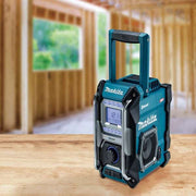 Makita 牧田 MR002G 40Vmax XGT Job Site Radio – photo 2