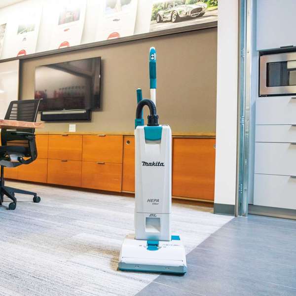 Makita 牧田 DVC560 36V (18V×2) LXT Cordless Vacuum Cleaner – photo 3