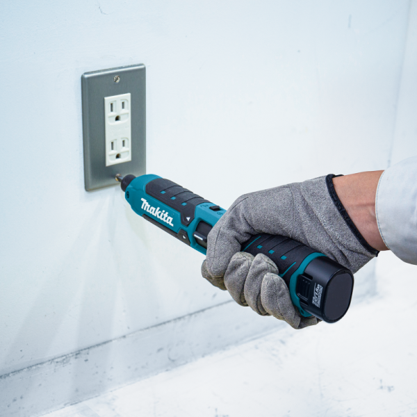 Makita 牧田 TD023D 7.2V Cordless Impact Driver – photo 3