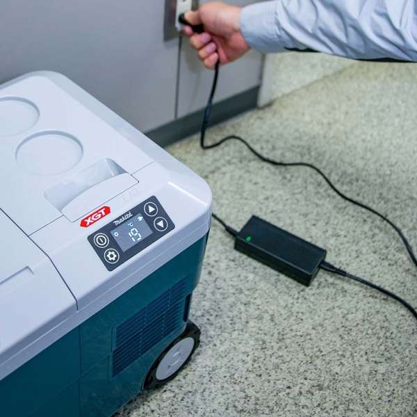 Makita 牧田 CW001G 18V LXT Cordless Cooler & Warmer Box – photo 2