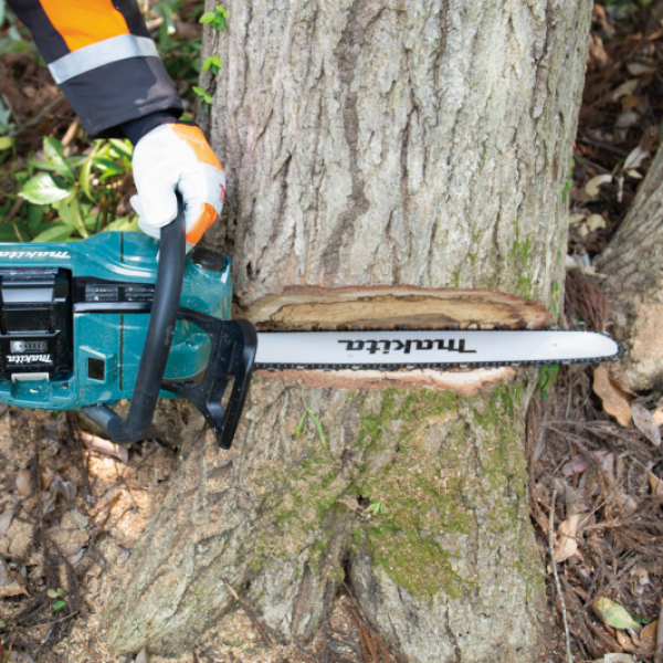 Makita 牧田 UC030G 40Vmax XGT Cordless Chain Saw (20") – photo 2