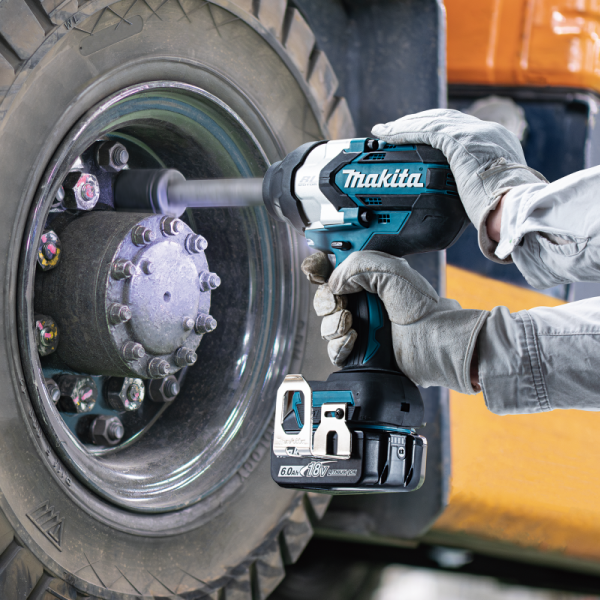 Makita 牧田 DTW1005 18V LXT Cordless Impact Wrench, 19mm (3/4") – photo 2