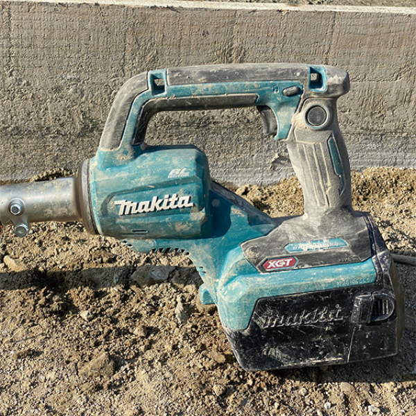 Makita 牧田 VL001G 40Vmax XGT Cordless Screed – photo 6