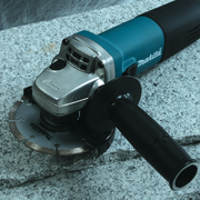 Makita 牧田 9556NB Angle Grinder, 100mm (4"), 840W – photo 2