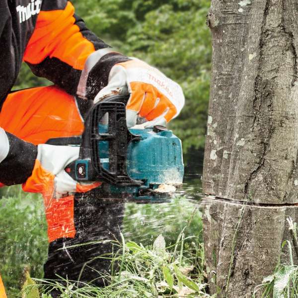 Makita 牧田 UC004G 40Vmax XGT Cordless Chain Saw (14") – photo 2