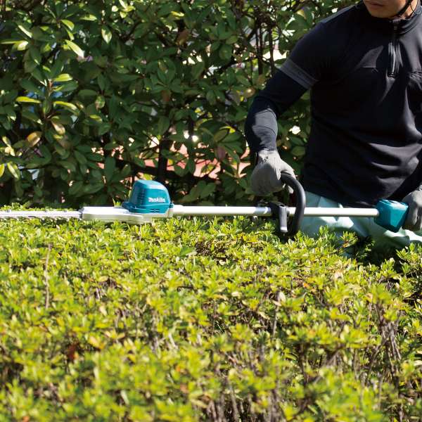 Makita 牧田 DUN600L 18V LXT Cordless Hedge Trimmer, 600mm (23-5/8") – photo 2