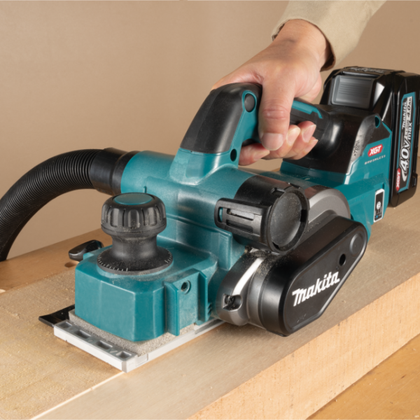 Makita 牧田 KP001G 40Vmax XGT Cordless Planer, 82mm (3-1/4") – photo 2