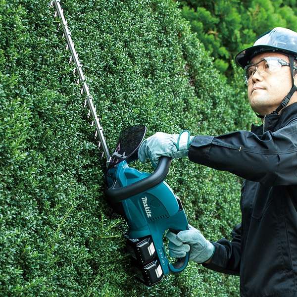 Makita 牧田 DUH551 36V (18V×2) LXT Cordless Hedge Trimmer, 550mm (21-5/8") – photo 2