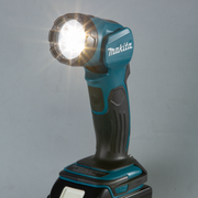 Makita 牧田 DML815 18V LXT Cordless LED Flashlight – photo 3