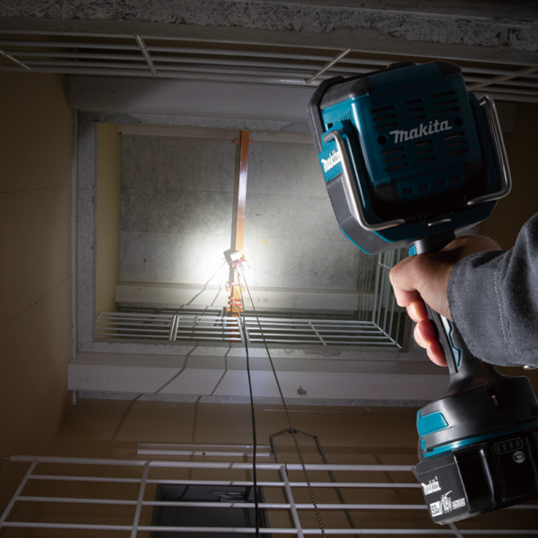 Makita 牧田 DML812 18V LXT Cordless LED Worklight – photo 3