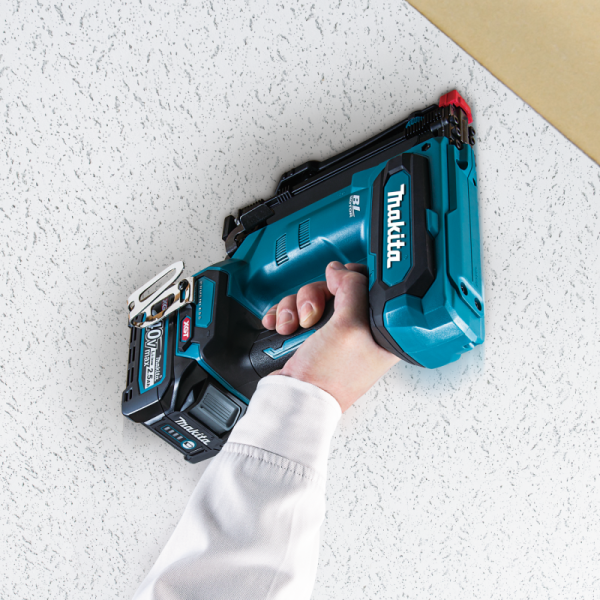 Makita 牧田 ST001G 40Vmax XGT Cordless Stapler – photo 3