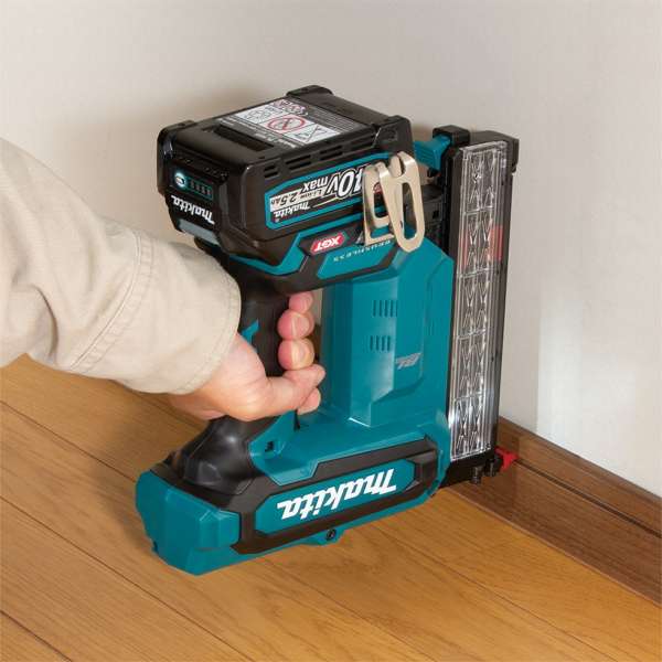 Makita 牧田 FN001G 40Vmax XGT Cordless Brad Nailer – photo 2
